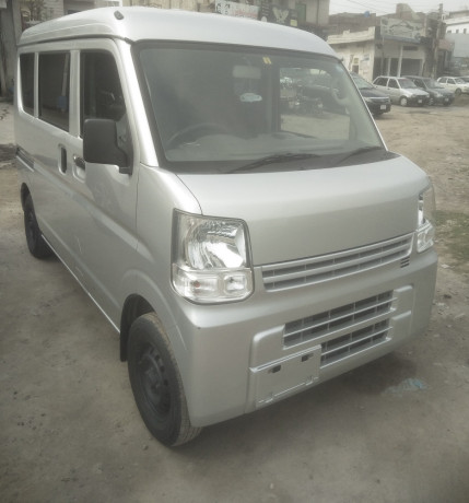 nissan-clipper-big-0