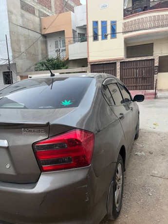 honda-city-ivtec-2015-big-5
