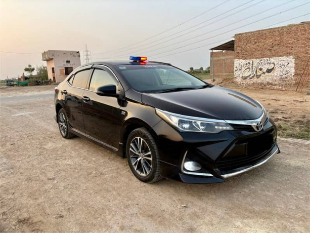 toyota-corolla-altis-2018-big-1