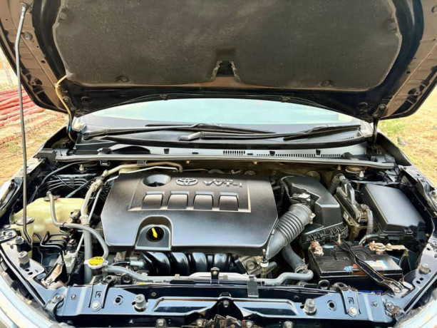 toyota-corolla-altis-2018-big-18