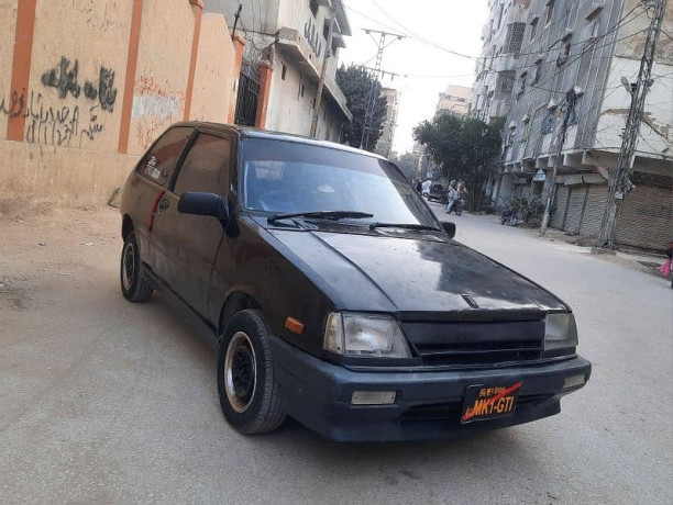 suzuki-swift-1984-big-0