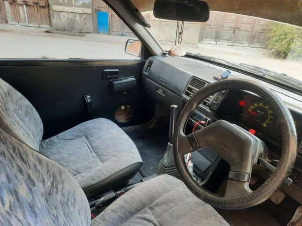 suzuki-swift-1984-big-8