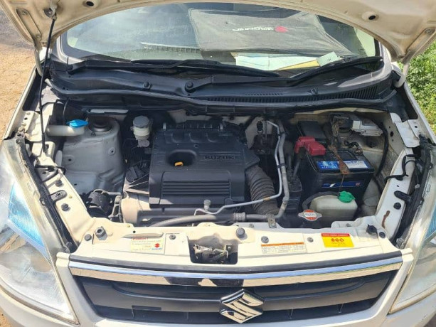 suzuki-wagon-r-2016-big-5