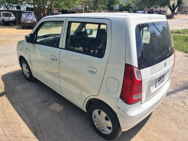 suzuki-wagon-r-2016-big-6