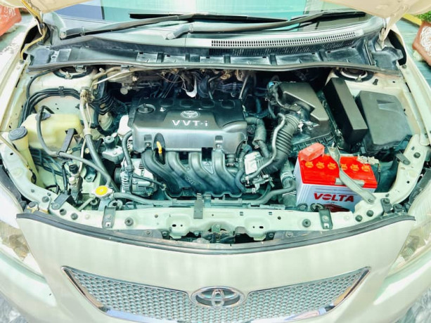 toyota-corolla-xli-2011-big-9