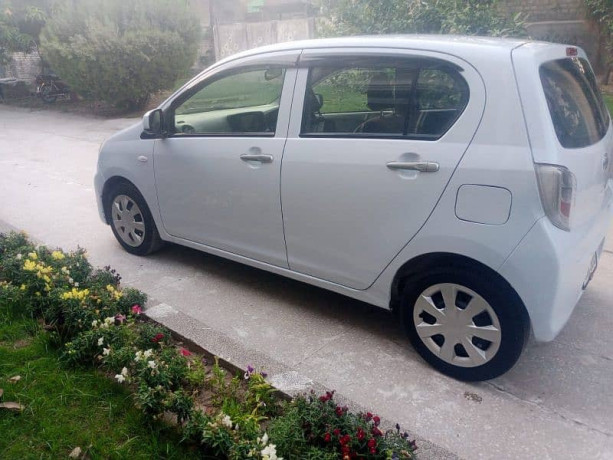 daihatsu-mira-2016-big-6