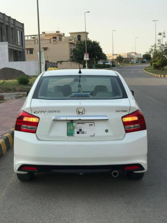 honda-city-aspire-2017-big-2