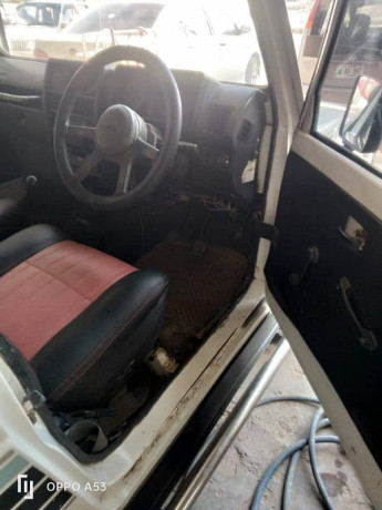 suzuki-sj410-2005-big-3