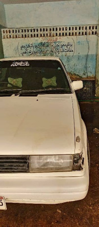 nissan-sunny-1988-big-8