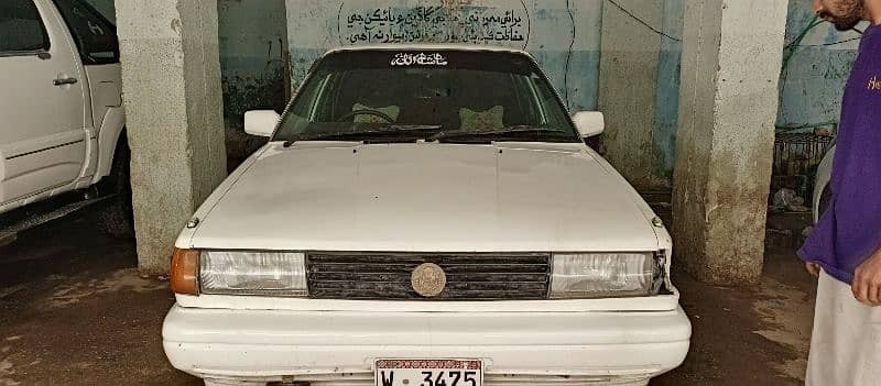 nissan-sunny-1988-big-0