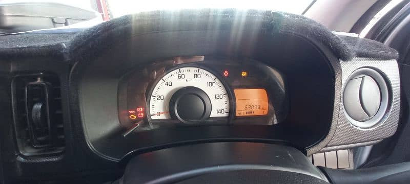 suzuki-alto-20212022-big-9