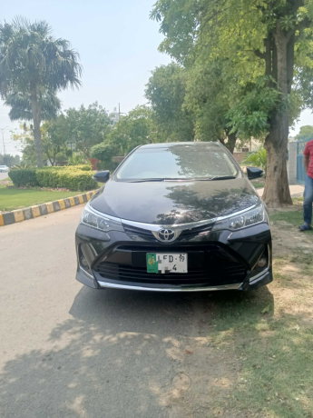 toyota-corolla-gli-13-big-0