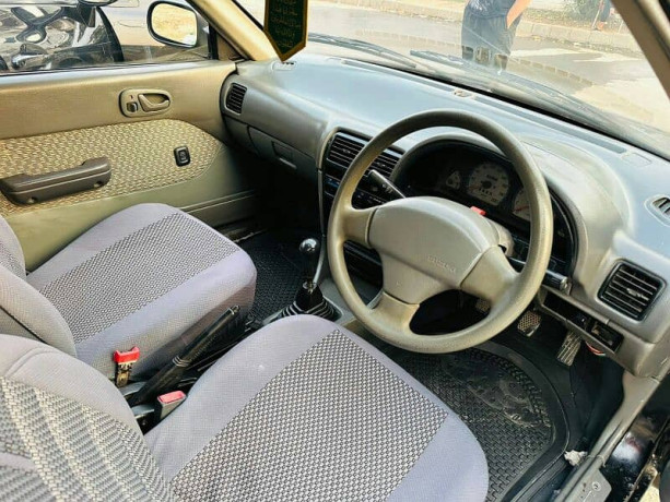 suzuki-cultus-vx-2006-big-5