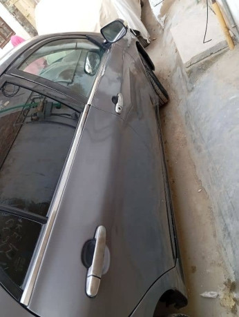 toyota-corolla-gli-2013-big-0