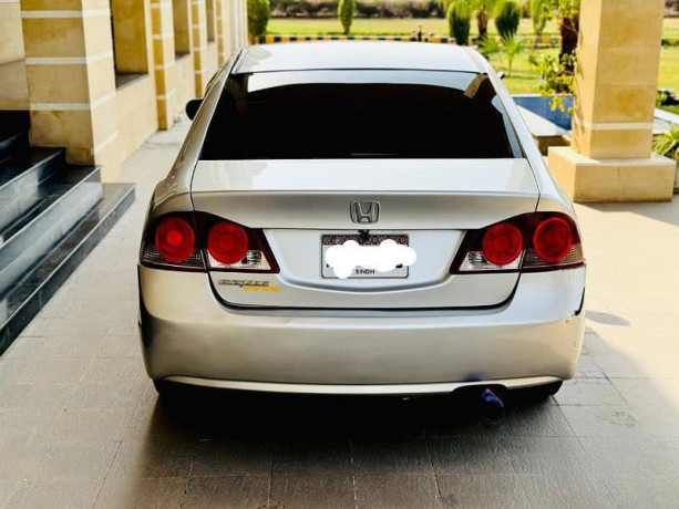 honda-civic-vti-2009-big-5