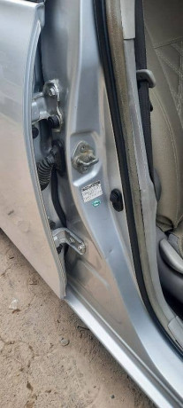 toyota-corolla-axio-2007-big-6