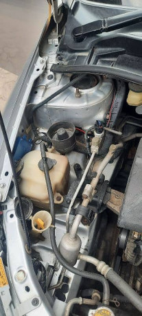 toyota-corolla-axio-2007-big-14