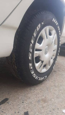 corolla-xli-converted-gli-2006-big-5