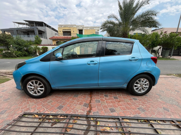toyota-vitz-2015-spider-shape-big-4