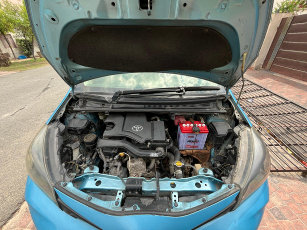 toyota-vitz-2015-spider-shape-big-3