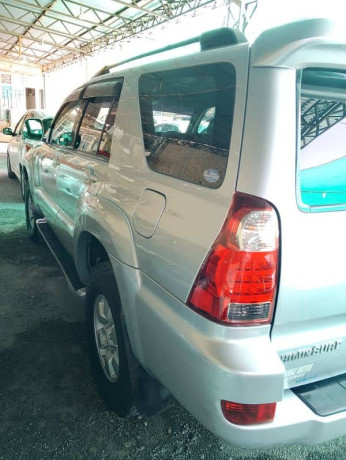 toyota-surf-2003-big-4