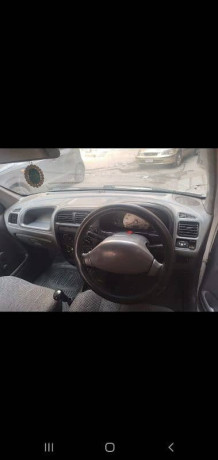 suzuki-alto-2008-big-13