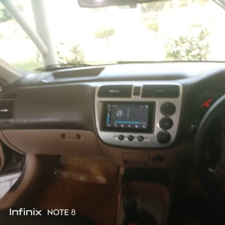 honda-civic-vti-oriel-2003-big-7