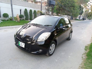 toyota-vitz-2007