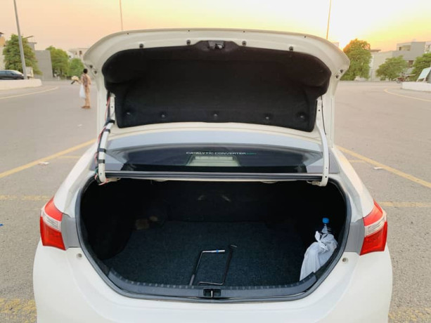 toyota-corolla-xli-2016-powered-big-7