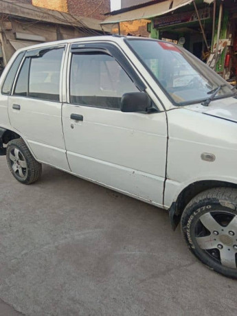 suzuki-mehran-2009-big-0