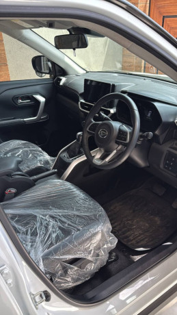 daihatsu-rocky-2019-model-2024-import-big-3