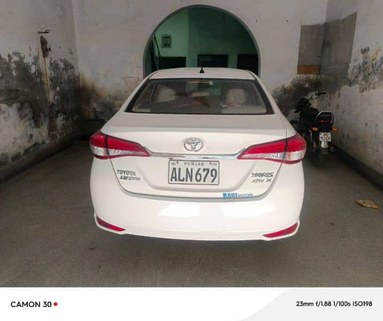 toyota-yaris-2022-big-5