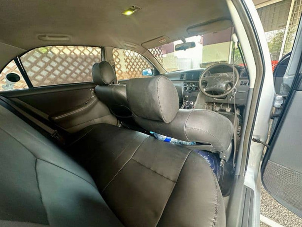 toyota-corolla-x-2004-model-big-7
