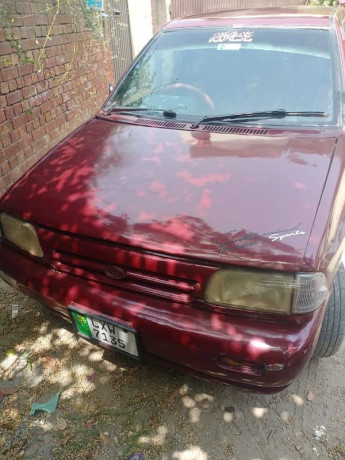 kia-classic-2001-big-1
