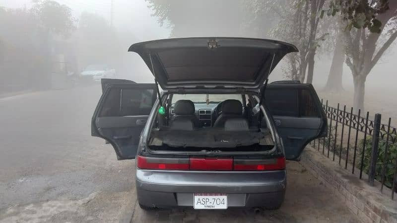 suzuki-cultus-vxr-2009-big-11