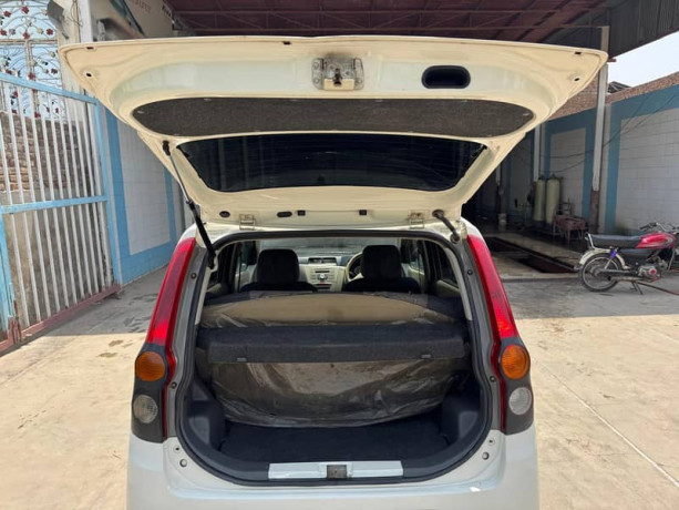 daihatsu-mira-2007-big-3