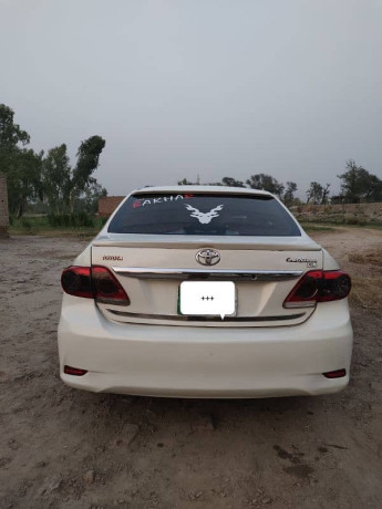 toyota-corolla-xli-2011-big-5