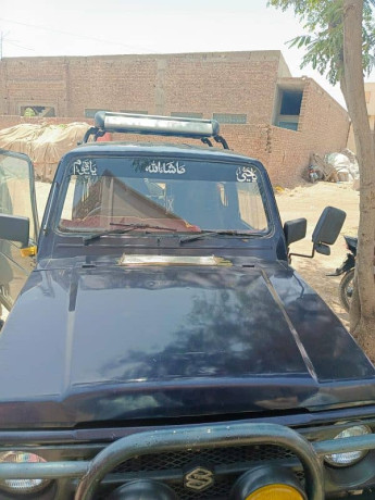 suzuki-jimny-sierra-1988-big-4