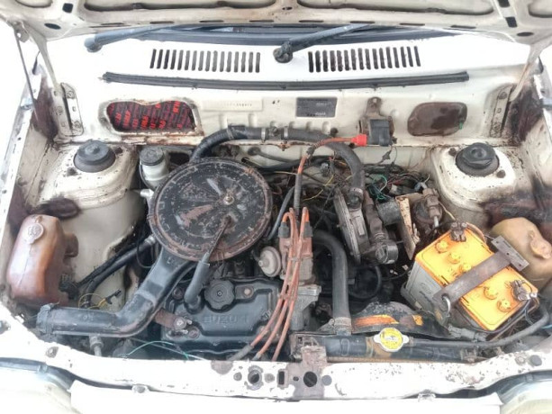 suzuki-mehran-vxr-2006-big-17