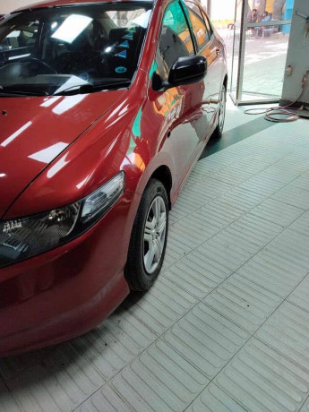 honda-city-ivtec-2011-big-3