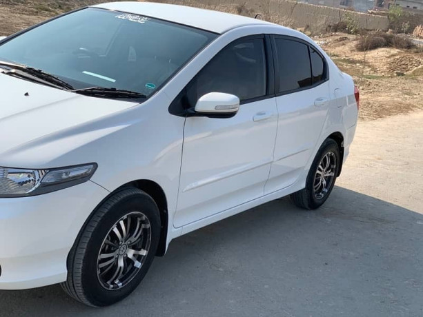 honda-city-ivtec-2021-big-3