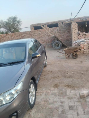 toyota-altis-grande-2010-big-5