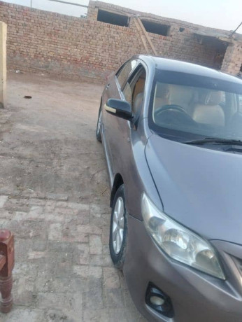 toyota-altis-grande-2010-big-2