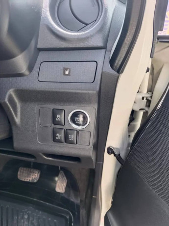 daihatsu-move-20142018-big-9