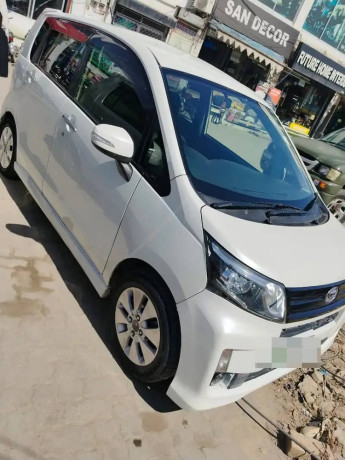 daihatsu-move-20142018-big-0