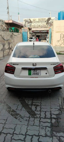 honda-city-ivtec-2019-big-10