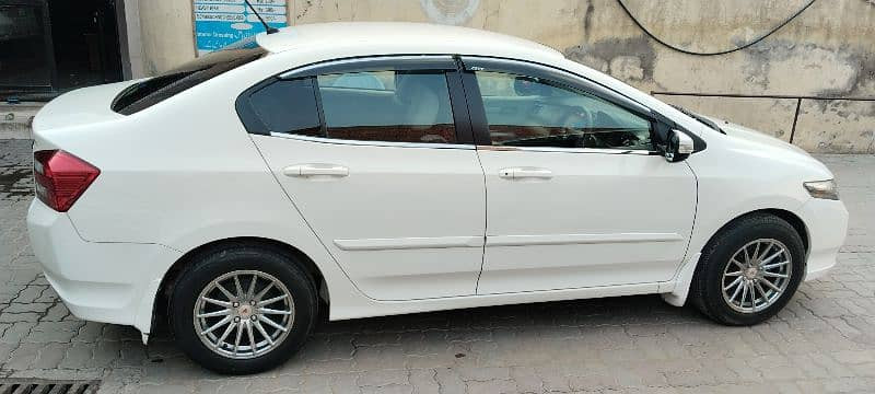 honda-city-ivtec-2019-big-2