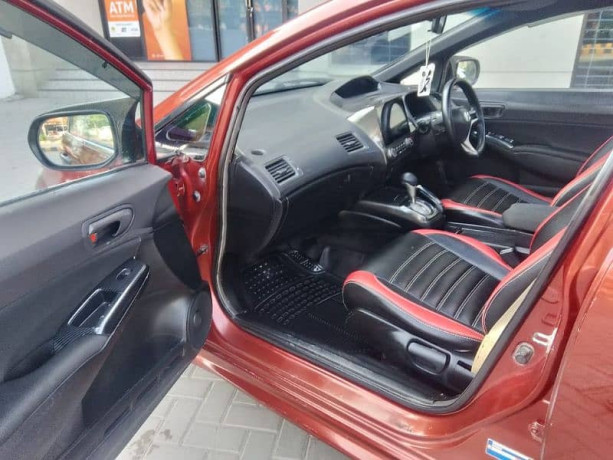 honda-civic-oriel-200910-big-2