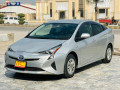2018-prius-small-5