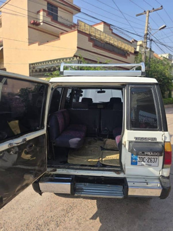isuzu-trooper-1980-big-6